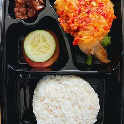 Nasi box Omah Abah Bento Ayam Geprek